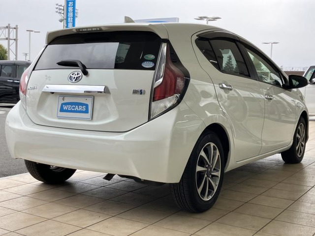 アクア1.5 S スタイルブラック