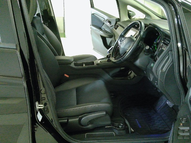 シャトル1.5 ハイブリッド Z ホンダセンシング