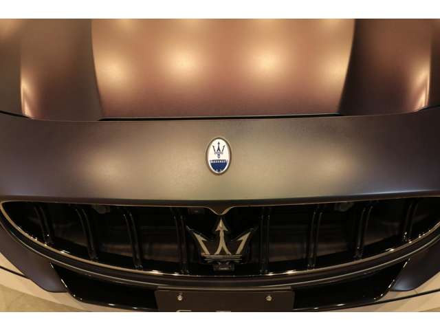 グラントゥーリズモ75th アニバーサリー エディション 4WD