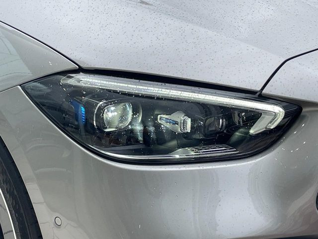 ��LED�w�b�h���C�g:��ԑ��s�����ǍD�Ȏ��E���m�ۂ����S���ĉ^�]�ł��鍂�P�xLED�w�b�h���C�g�𑕔�!�_�����x�������A����d�͂��}�����Ă��܂��B