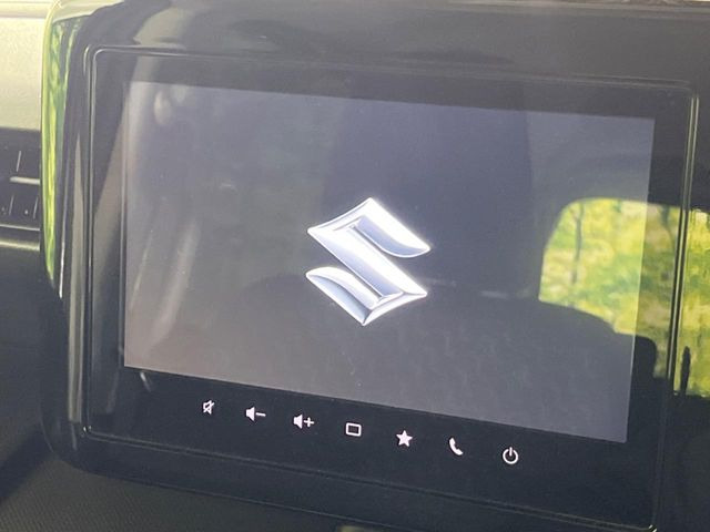 【純正ナビ】人気の純正ナビを装備。オーディオ機能も充実しており、Bluetooth接続すればお持ちのスマホやMP3プレイヤーの音楽を再生可能!毎日の運転がさらに楽しくなります!!