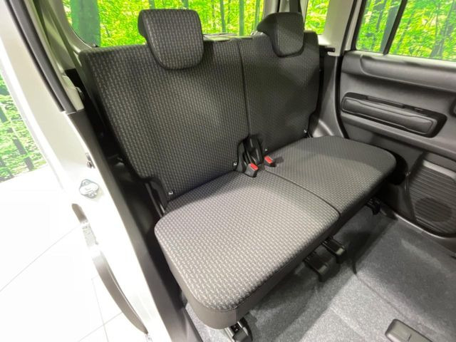 ���i���ȃI���W�i���t���A�}�b�g���I�v�V�����ɂĂ��p�ӂ��Ă���܂��B���D���ȃf�U�C����J���[�����Ԃɍ��킹�đI��ł����������Ƃ��ł��܂���