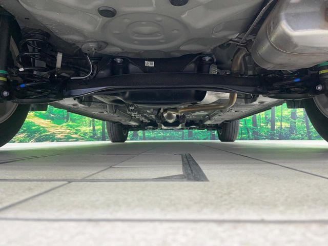 下回りがきれいなうちに、防錆加工の施工がオススメ。降雪地域はもちろん、沿岸部にお住いの方や、趣味でマリン・ウィンタースポーツをされる方にご好評いただいております。