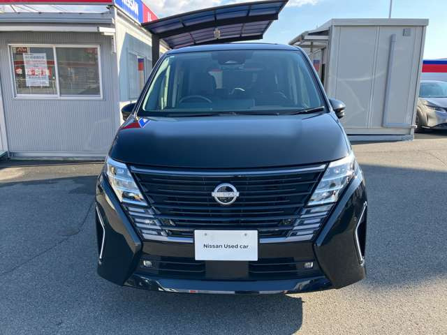 セレナ1.4 e-POWER ハイウェイスターV