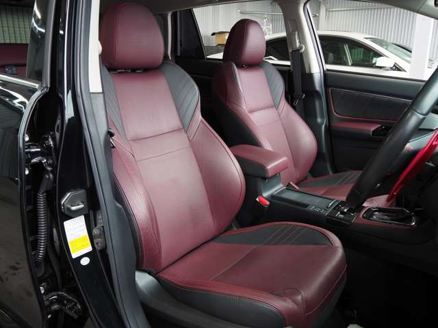 レヴォーグ1.6 STI スポーツ アイサイト 4WD