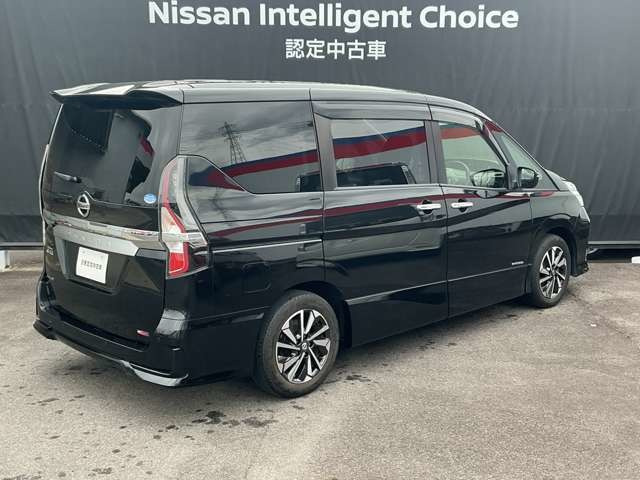 セレナ2.0 ハイウェイスターV