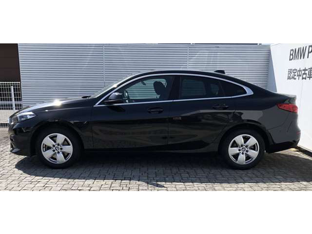 2シリーズグランクーペ218i プレイ