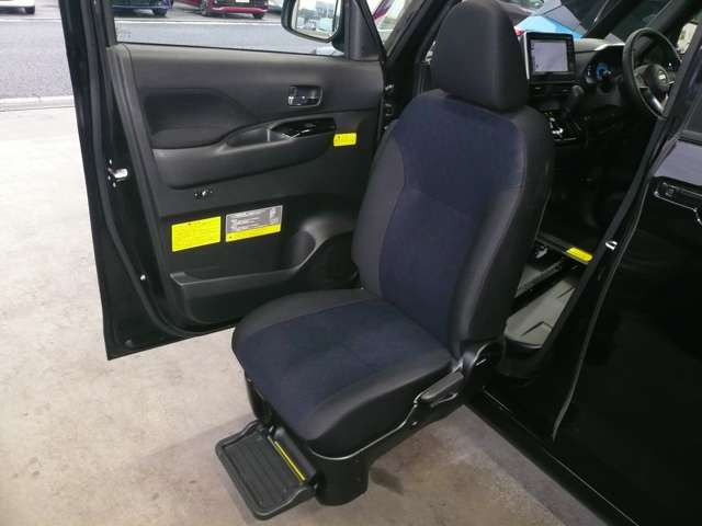 ルークスハイウェイスター Gターボ 助手席スライドアップシート