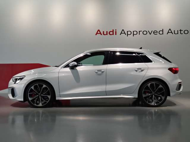 S3スポーツバック2.0 4WD