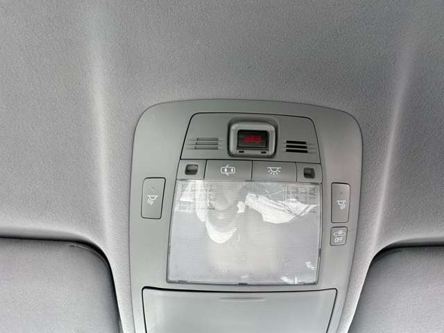 ���X�܂œ��ЃX�^�b�t���S�����߂Ĕ��������e�i���X�v���܂�!