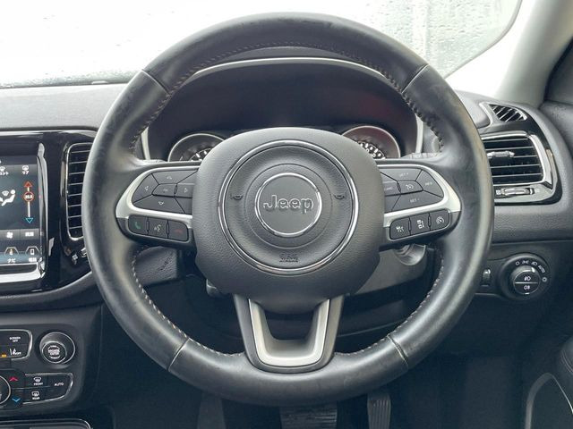 ���n���h�����̃X�������Ȃ��A���ꂢ�ȏ�Ԃ��ێ����Ă���܂��B�e�X�C�b�`���̓�����m�F�ς݂ł��B