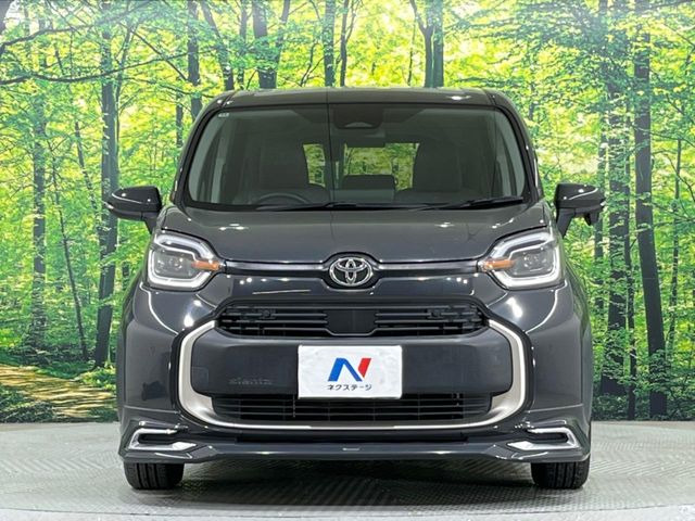 弊社では、全車『修復歴なし』のお車のみ取り扱っております。専任バイヤーによる厳選した仕入れの後、入庫後の車両チェックを行い、ネクステージが認定した高品質な中古車をご提供しております。