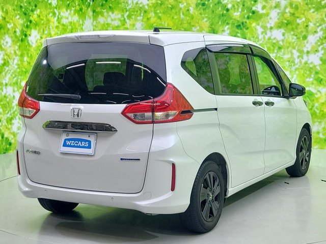 フリード1.5 ハイブリッド G ブラックスタイル