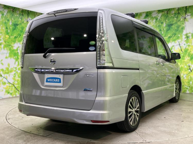 セレナ2.0 ハイウェイスター Vセレクション+Safety S-HYBRID