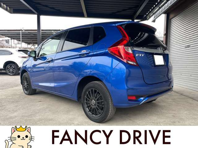 フィット1.5 ハイブリッド L ホンダセンシング 4WD