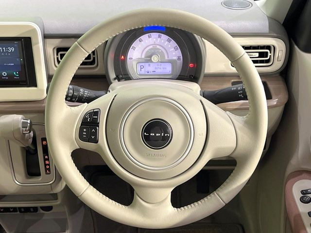 �y�����v�����X�e�A�����O�z�㎿�Ȋv���g�p���邱�ƂŁA��ɂ����������݂ƂĂ��^�]���₷���n���h���ł���