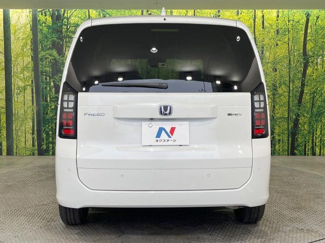 安心の最長10年・走行無制限保証(有償)をご用意。保証内容も充実はもちろん、無料点検&オイル交換や、年中無休の全国・24時間ロードサービスも付帯されておりますのでご安心下さい。