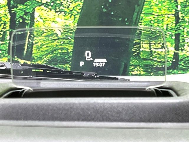 �y�w�b�h�A�b�v�f�B�X�v���C�z���݂̑��x�⑖�s�����f�W�^���\���ŉ^�]�ȑO���̃K���X�ɓ��e!�^�]���A�ڐ������炳���K�v�ȏ����m�F�ł���̂łƂ��Ă��֗��ň��S!