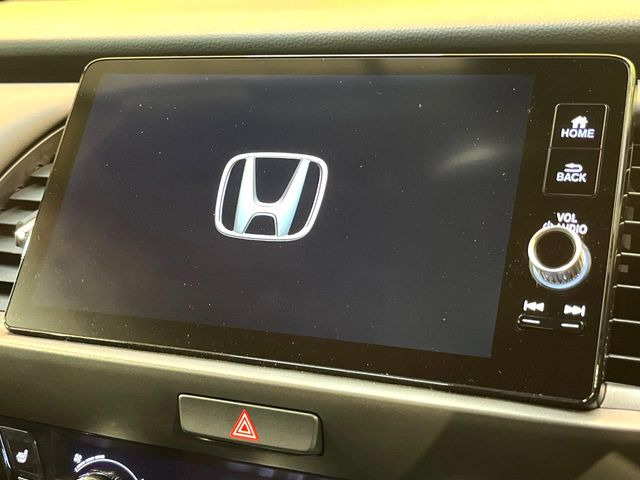 �y���[�J�[9�^�i�r�z�C���e���A�ɗn�����ރX�^�C���b�V���ȁu��p�݌v�v���[�J�[�i�r�𑕔��􎋔F���⑀�쐫�ȂǊ�{���\�ɂ��D��A���㎿�ȃJ�[���C�t�����y���݂��������܂��B