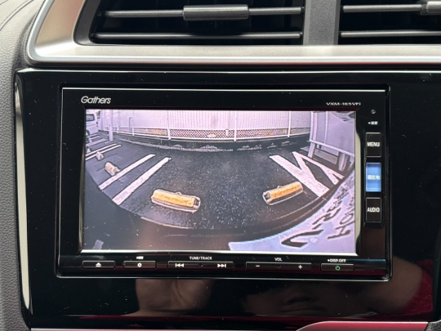 フィット1.5 ハイブリッド F