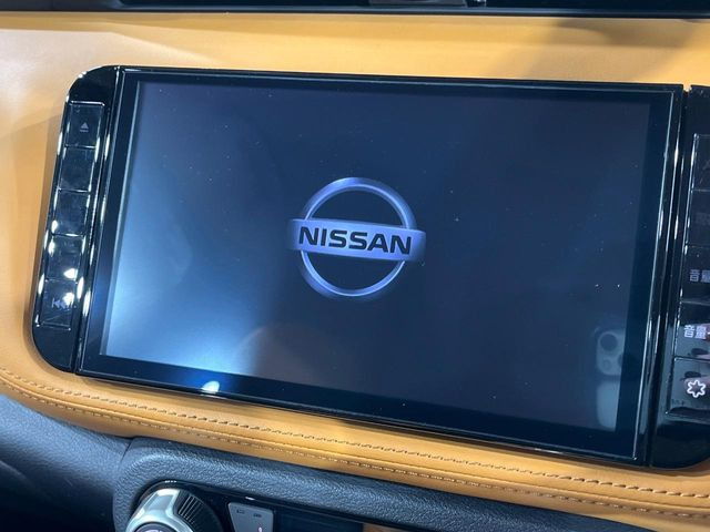 �y���[�J�[����9�C���`�i�r�z�C���e���A�ɗn�����ރX�^�C���b�V���ȁu��p�݌v�v���[�J�[�i�r�𑕔��􎋔F���⑀�쐫�ȂǊ�{���\�ɂ��D��A���㎿�ȃJ�[���C�t�����y���݂��������܂��B