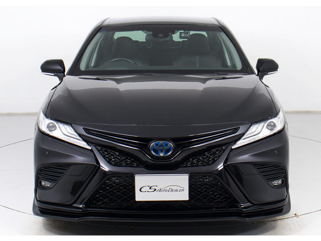 禁煙車です!室内は嫌なニオイも無く、すごく綺麗な状態です!禁煙車・・特にセダンタイプのお車では少ないですよね!!タバコのニオイが苦手なお客様必見です!快適にご乗車頂けます!!