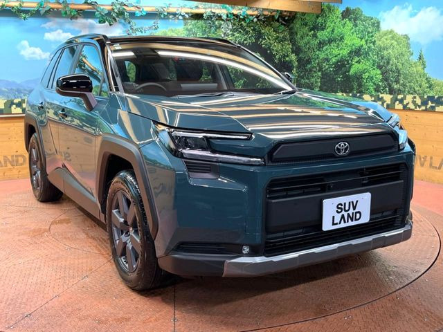 高透明度のガラス皮膜で撥水はもちろん、上質なツヤ・光沢を実現。紫外線や酸性雨から大切な愛車を保護し、色あせ・劣化を防止。「弾スプラッシュコート」、「弾プリミッサコート」からお選びいただけます。