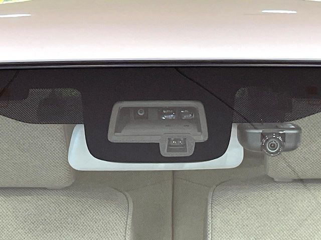 �y�X�Y�L �Z�[�t�e�B�T�|�[�g�z���s���ɑO���̎ԗ�����F�����A�Փ˂������Ȏ��͌x��ƃu���[�L�ŏՓˉ���Ɣ�Q�y�����A�V�X�g�B�����S�Ƀh���C�u�����y���݂��������܂��B