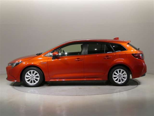 カローラツーリング1.8 ハイブリッド S