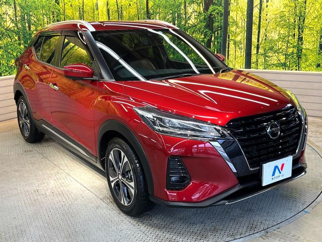 高透明度のガラス皮膜で撥水はもちろん、上質なツヤ・光沢を実現。紫外線や酸性雨から大切な愛車を保護し、色あせ・劣化を防止。「弾スプラッシュコート」、「弾プリミッサコート」からお選びいただけます。