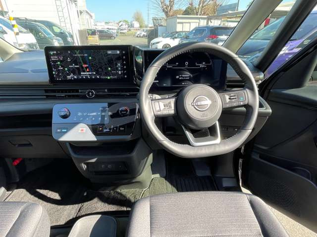 セレナ1.4 e-POWER ハイウェイスターV