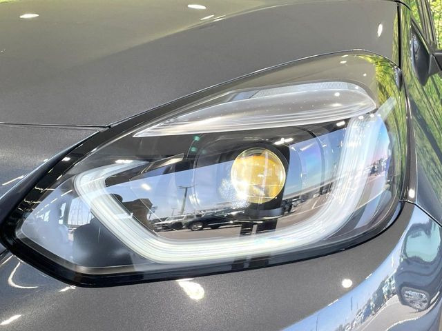 �yLED�w�b�h���C�g�z���V����ԑ��s�����ǍD�Ȏ��E���m�ۂ����S���ĉ^�]�ł��鍂�P�xLED�w�b�h���C�g�𑕔�!�_�����x�������A����d�͂��}�����Ă��܂��B