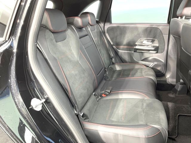 ���㕔���Ȃ��C�ɂȂ�悤�ȃL�Y�E�����ւ��蓙�A�傫�ȃ_���[�W�͂Ȃ��A�ǍD�ȏ�Ԃł��B