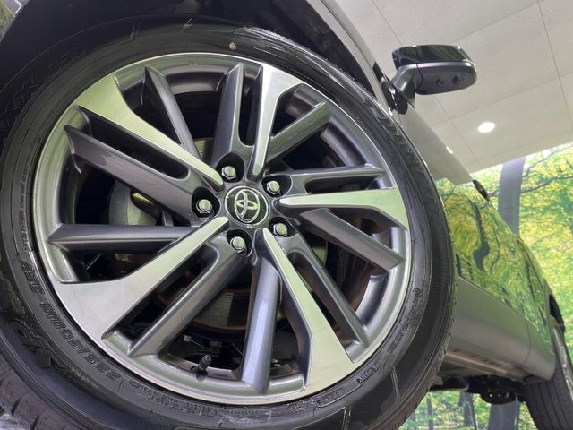 �y�O���[�h��p����18�C���`�A���~�z�C�[���z�f�U�C�����̍��������A���~�z�C�[���𑕒����Ă���܂��B�e��ЊO�A���~�z�C�[����A�X�^�b�h���X�^�C�����戵�����Ă���܂��B���񂲑��k����������