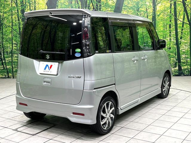 ☆全国のネクステージからお取り寄せが可能※!遠方の店舗に展示してあるクルマが気になる場合も、最寄りの店舗でご覧いただくことが可能です!是非私たちに要望をお聞かせください!※別途費用