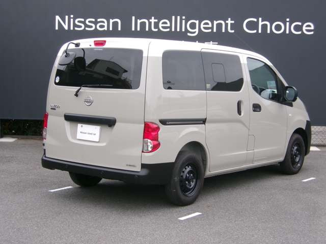 NV200バネットバン1.6 DX マイルーム