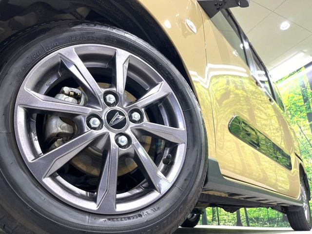 �y14�C���`�A���~�z�C�[���z�O�ςɃ}�b�`�����A���~�z�C�[���𑕒����Ă���܂��B�e��A���~�z�C�[����A�X�^�b�h���X�^�C�����戵�����Ă���܂��B���񂲑��k����������