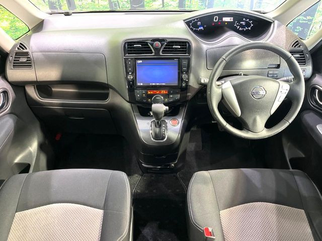 セレナ2.0 ライダー ブラックライン ZZ S-HYBRID