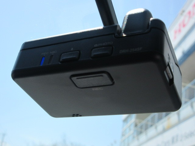 ヴェゼル1.5 e:HEV X