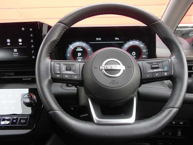 セレナ1.4 e-POWER ハイウェイスターV