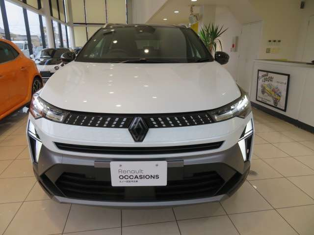 キャプチャーエスプリ アルピーヌ フルハイブリッド イーテック