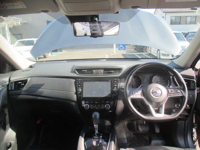 エクストレイル2.0 20Xi 4WD