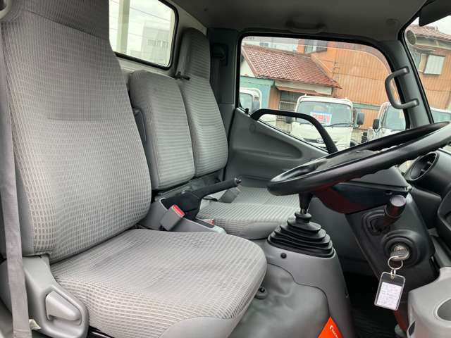 �؂��z�c���̖����L���C�ŉ��K�ȃV�[�g�ł��������ȃL���r������