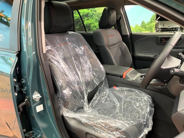 もちろん車内はキレイです♪よりクリーンな状態をキープしたいお客様には『ナノゾーンコート』がおすすめ!新型コロナウイルス対策や、除菌・消臭に効果を発揮し多くの方にご好評いただいております。