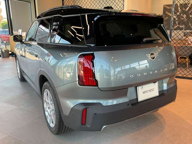 ミニカントリーマンD DCT ディーゼル