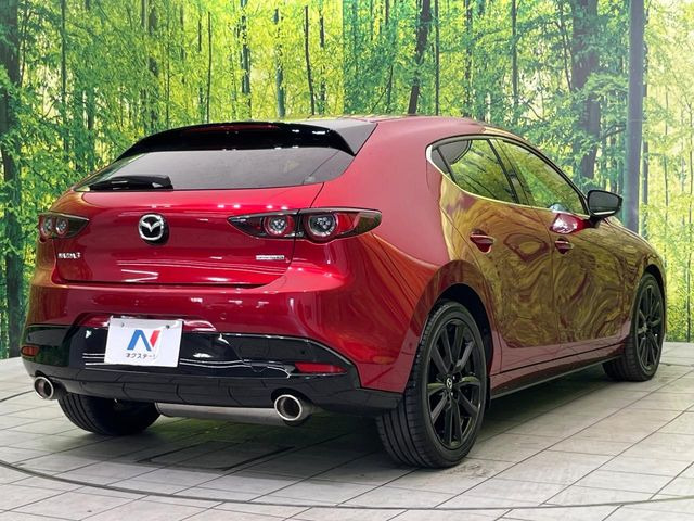 ☆全国のネクステージからお取り寄せが可能※!遠方の店舗に展示してあるクルマが気になる場合も、最寄りの店舗でご覧いただくことが可能です!是非私たちに要望をお聞かせください!※別途費用