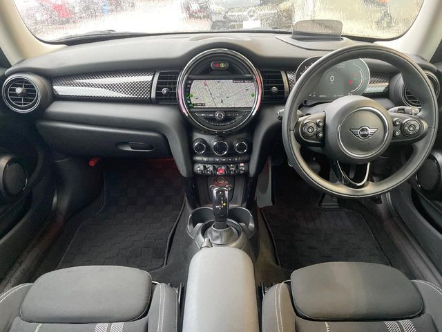 �A���ԃO���[�v���݌ɐ���2,000��!�S���̌n��X���烁�[�J�[�E�Ԏ��킸���Љ�o����̂ŁA���Ȃ��Ƀs�b�^���̂��Ԃ�������͂��ł���܂��͂��₢���킹��������