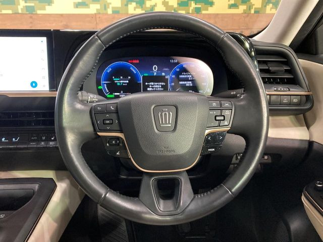 �y�����v�����X�e�A�����O�z�㎿�Ȋv���g�p���邱�ƂŁA��ɂ����������݂ƂĂ��^�]���₷���n���h���ł���