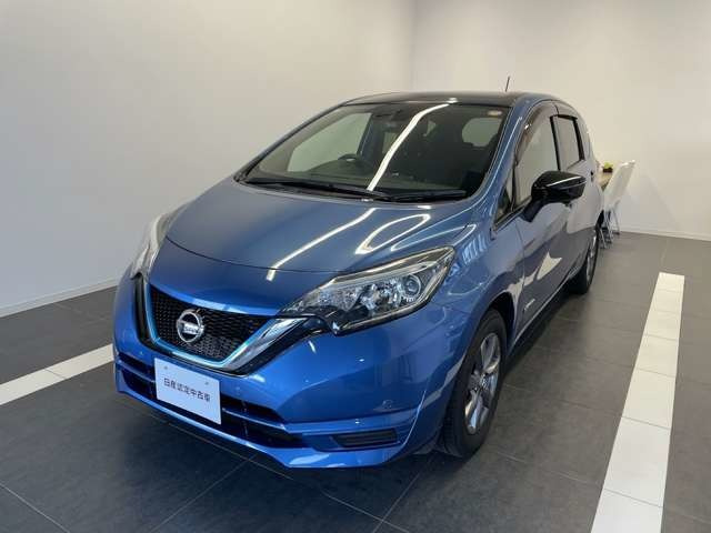 ノート1.2 e-POWER X ブラックアロー