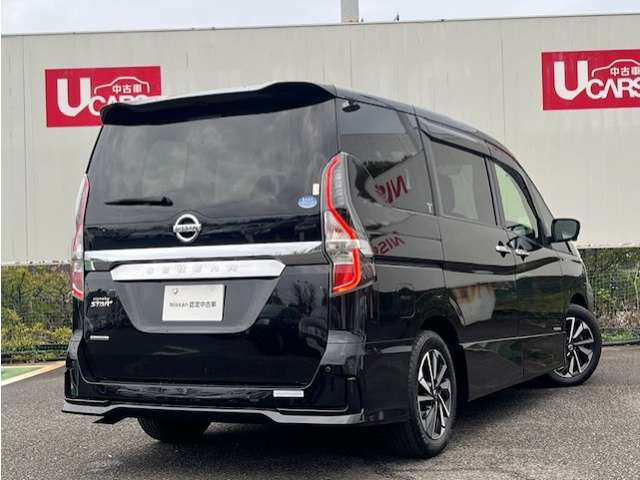 セレナ2.0 ハイウェイスターV